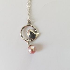 Vantel Pearls "Bird Song" necklace